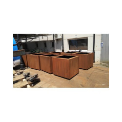 Jardinera Cuadrada en Acero Corten o Carbono - Hecha a medida